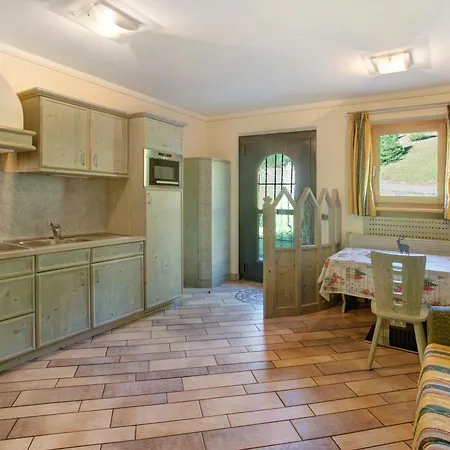 Apartamento 4 *